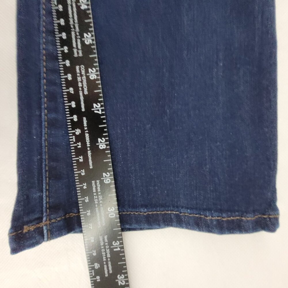 Lee Jeans Women's 10 Blue Dark Wash Regular Fit Straight Leg Flex Motion - Picture 9 of 13
